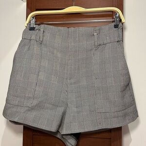 High waisted Zara grey shorts 🩶